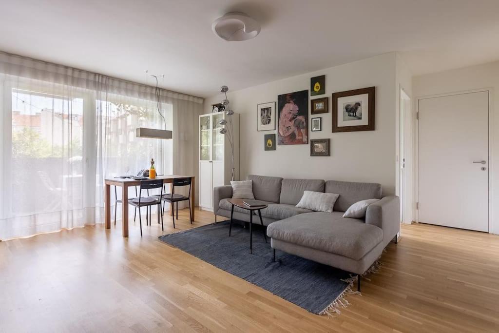 Dream Apartment - Central And Quiet With Ac And Free Parking Garage Вена Экстерьер фото