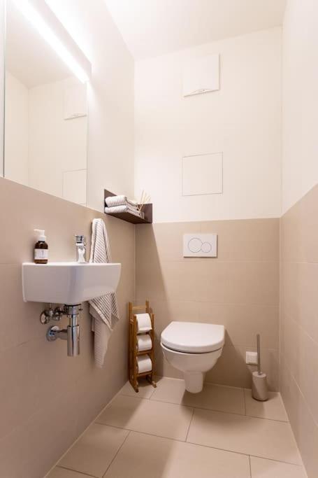 Dream Apartment - Central And Quiet With Ac And Free Parking Garage Вена Экстерьер фото