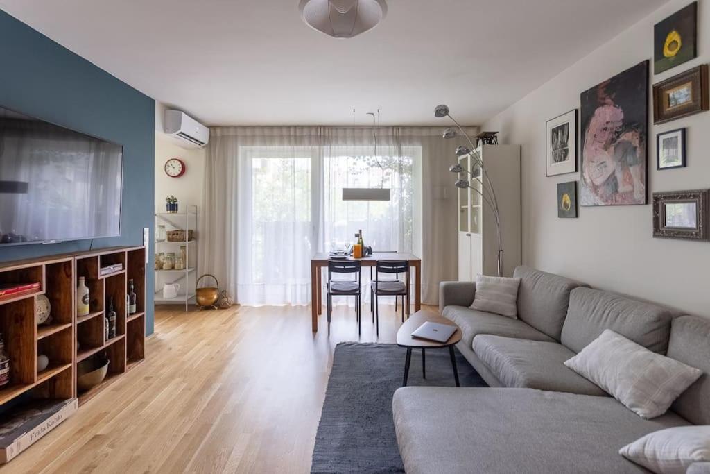 Dream Apartment - Central And Quiet With Ac And Free Parking Garage Вена Экстерьер фото